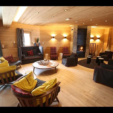 Apartment In Les Menuires With Spa & Pool